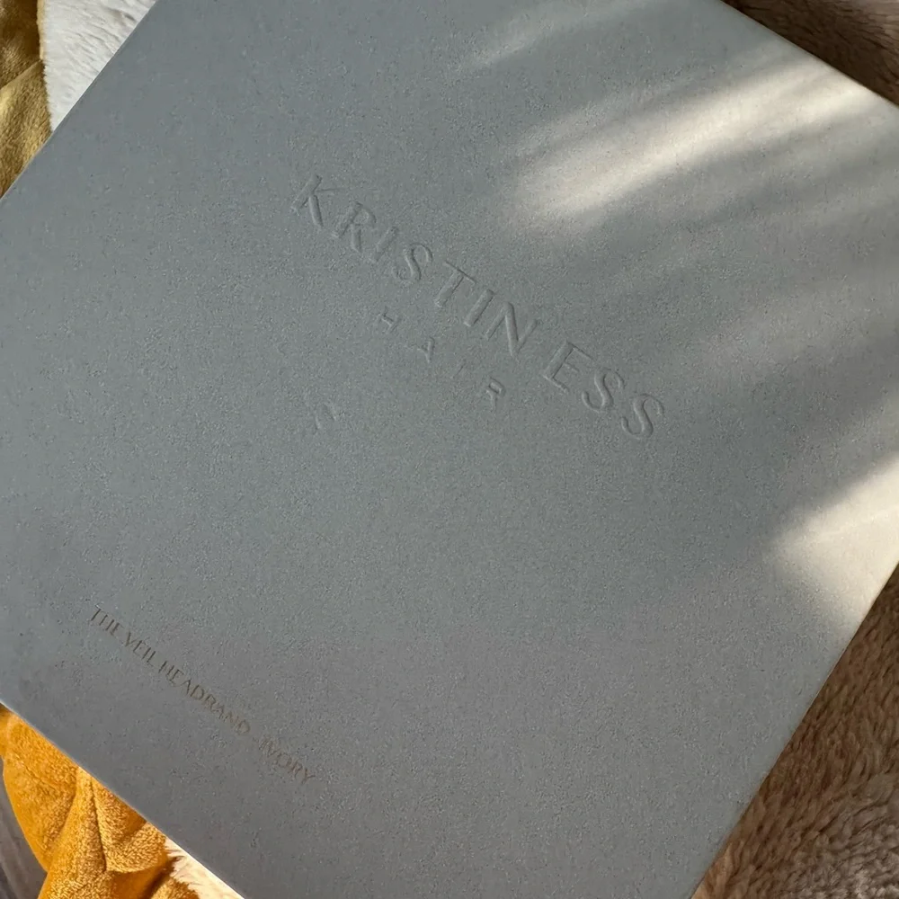 New Kristin Ess ivory veil headband box wedding vintage inspired bow